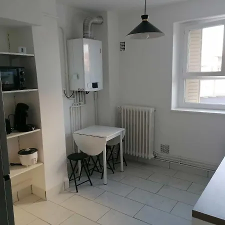 Gasthof Sweet Avec Wifi Et Parking Clermont-Ferrand